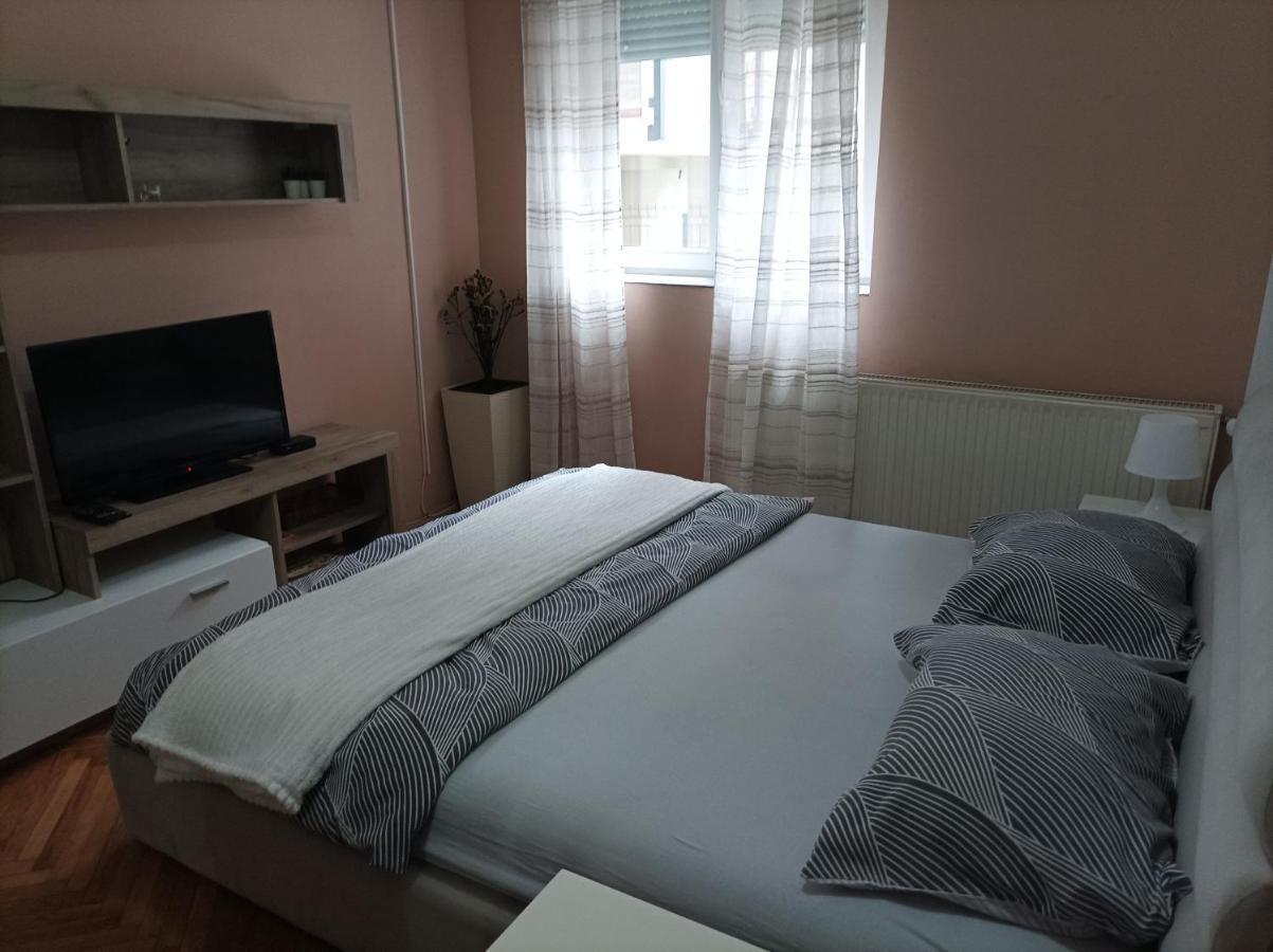 Apartmani Biljana Lazic Vrnjačka Banja Kültér fotó