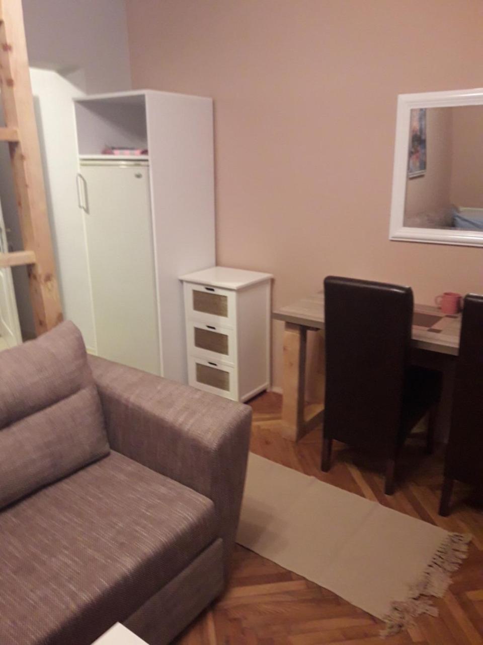 Apartmani Biljana Lazic Vrnjačka Banja Kültér fotó